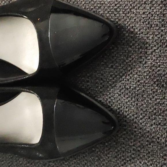 Anne Klein Black Closed Toe Wedge Women's Size 7.5 iFlex technology for 90* Bend - Picture 2 of 8